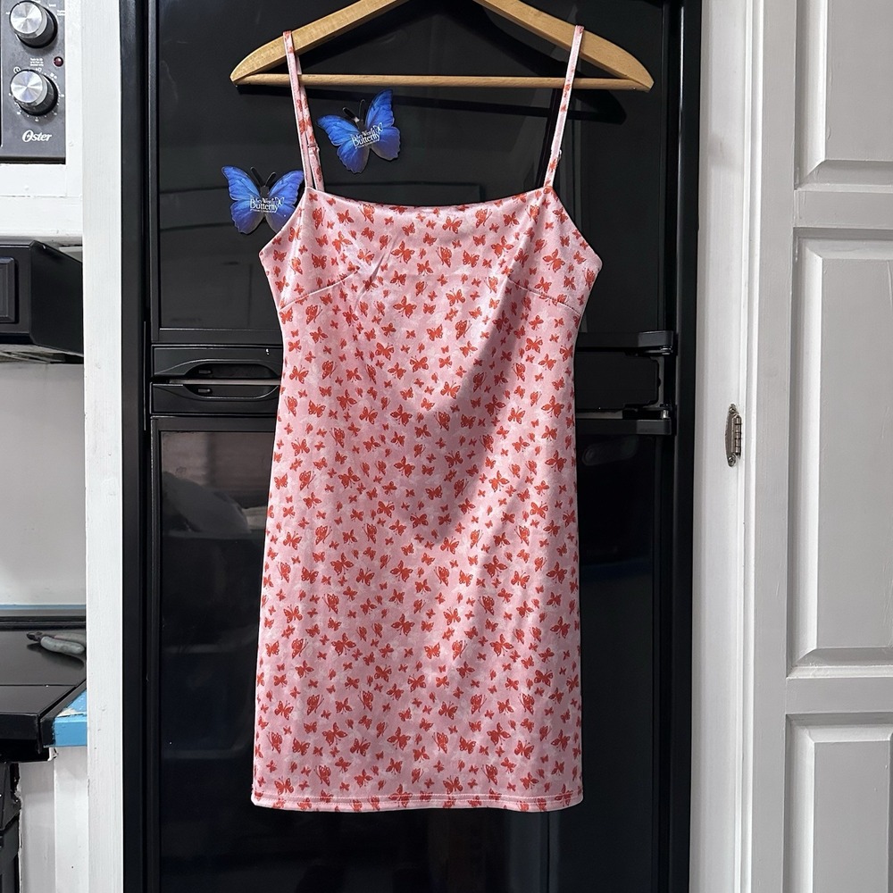 URBAN OUTFITTERS Mini Slip Dress M Pink Satin Y2K Butterflies Lined Adj‎ Straps